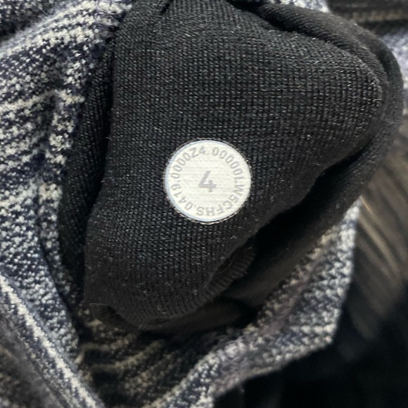 lululemon | size 4 Align Pant II 25" Mini Space Dye Herringbone black and white - Picture 8 of 8